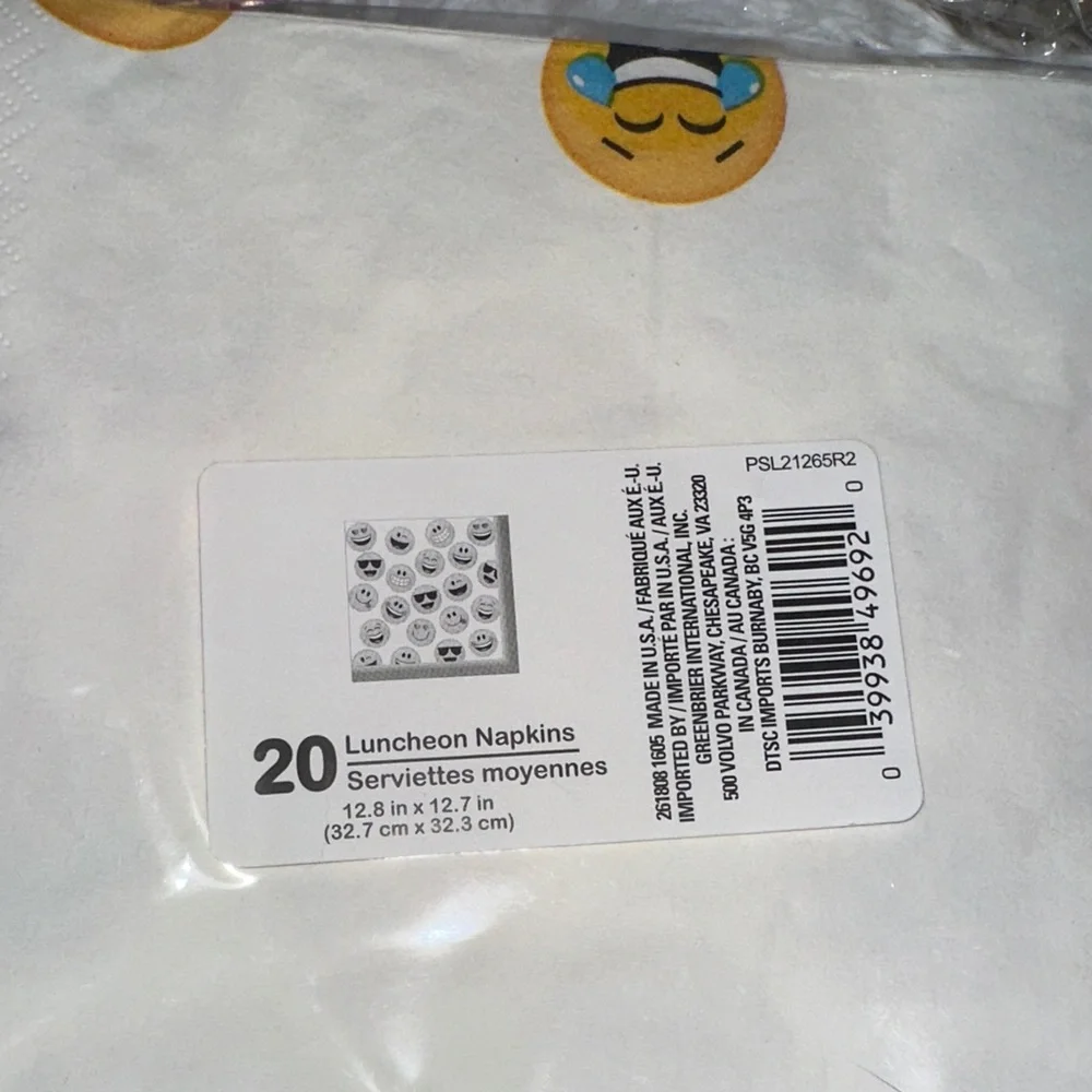 Emoji Party Supplies Set Tablecover Plates Hats Decorations Decor Headband NEW‎